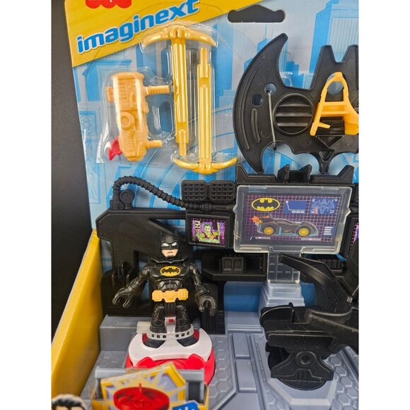 Fisher-Price Imaginext DC Super Friends Batman Command Center Playset Ages 3-8 - Picture 3 of 8